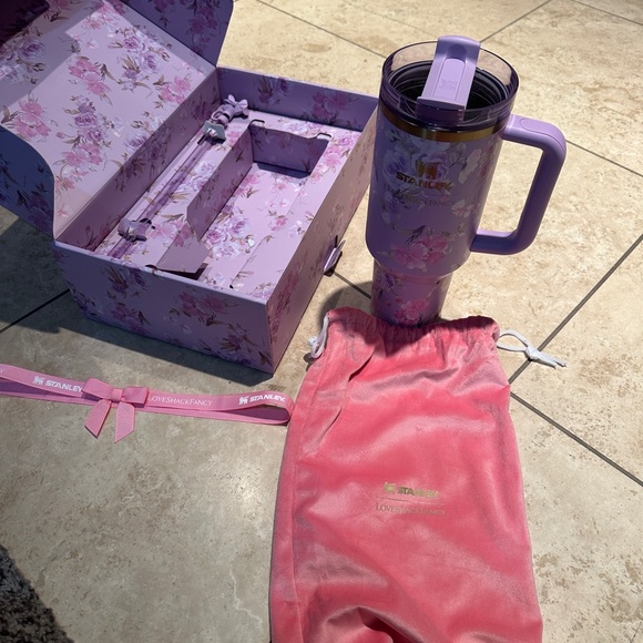 Authentic Loveshack Fancy 40 oz Happy Thoughts Stanley Lavender Floral Mug - Picture 2 of 3